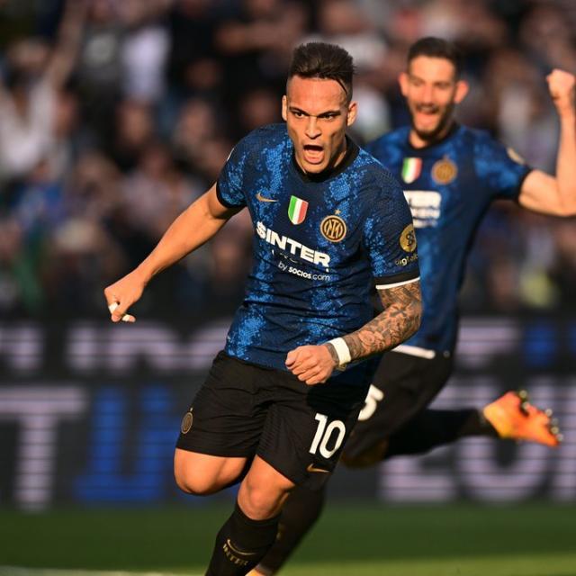 1651443471736096385.jpg FRsWHy_XwAEQ7xY.jpg